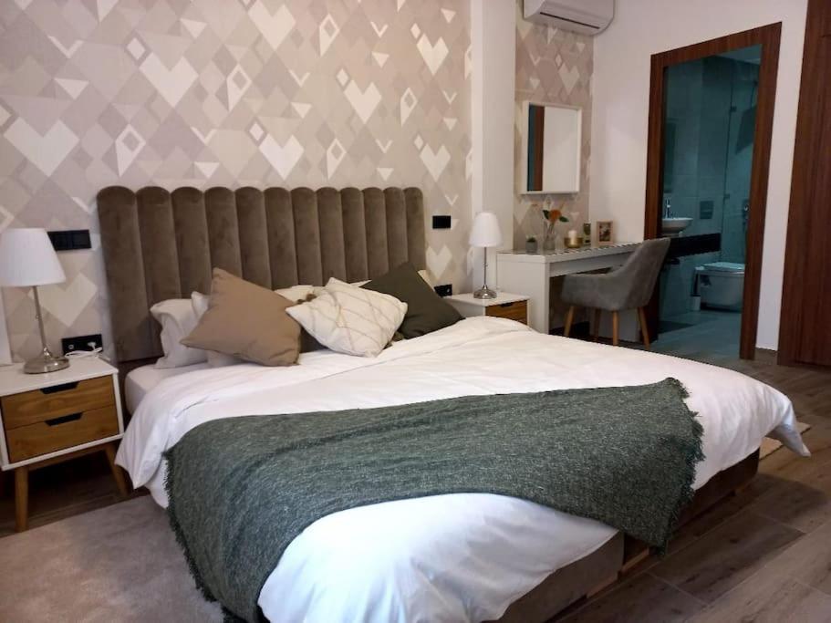 Appartement Cosy Au Coeur De Marrakech Avec Piscine Marrakesh Exteriör bild