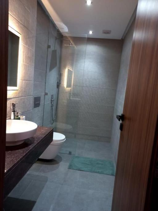 Appartement Cosy Au Coeur De Marrakech Avec Piscine Marrakesh Exteriör bild
